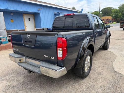 Blue 2014 Nissan Frontier S