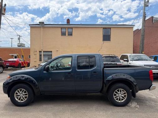 Blue 2014 Nissan Frontier S