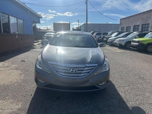 2013 Hyundai SONATA Limited