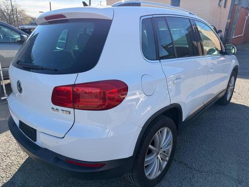 2013 Volkswagen Tiguan SE