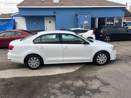 2015 Volkswagen Jetta Auto S w/Technology