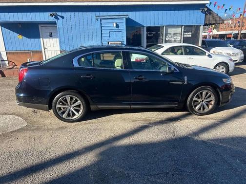 2009 Lincoln MKS Base