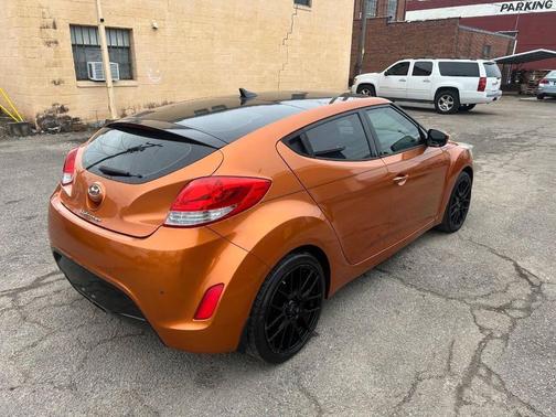 2013 Hyundai Veloster Base