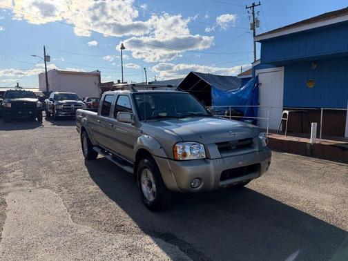 2002 Nissan Frontier SE Crew Cab