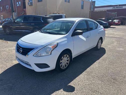2017 Nissan Versa 1.6 SV
