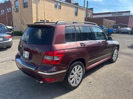 Barolo Red Metallic 2010 Mercedes-Benz GLK-Class GLK 350