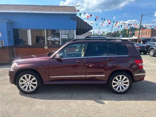 Barolo Red Metallic 2010 Mercedes-Benz GLK-Class GLK 350