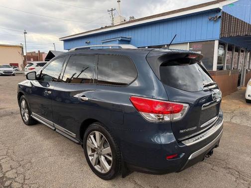 2014 Nissan Pathfinder Platinum