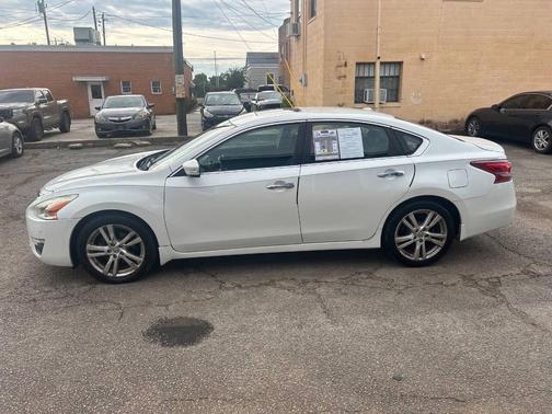 2013 Nissan Altima 3.5 SV