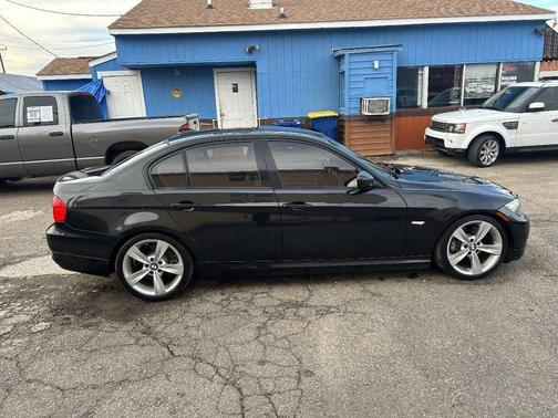 2011 BMW 335 335i 4dr Sedan