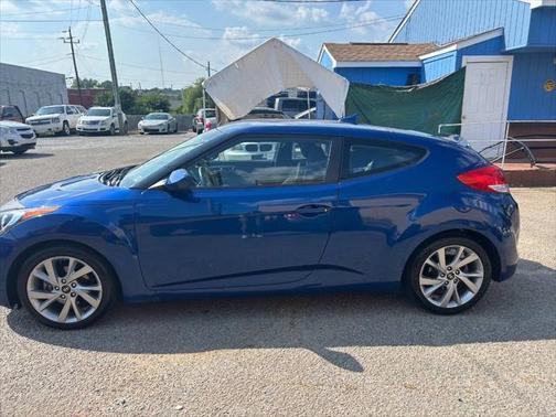 2017 Hyundai Veloster Base
