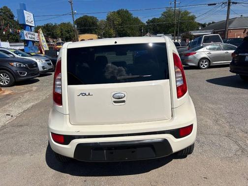 2013 Kia Soul +