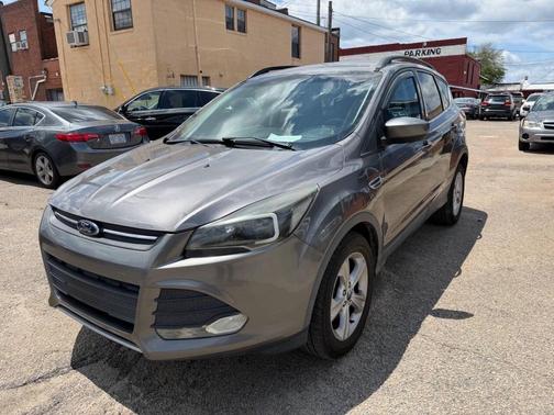 Sterling Gray Metallic 2014 Ford Escape SE