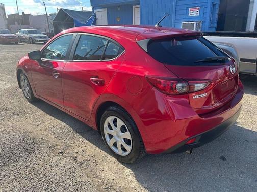 2015 Mazda Mazda3 i Sport