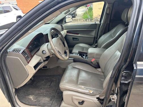 2005 Jeep Grand Cherokee Laredo