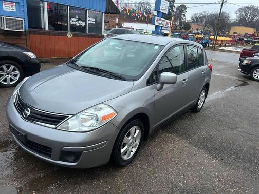 2012 Nissan Versa 1.8 S
