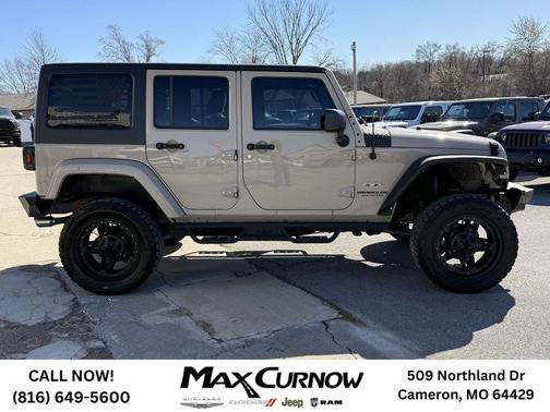 2016 Jeep Wrangler Unlimited Sahara