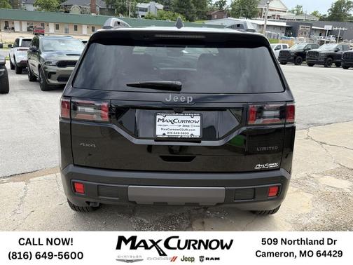 Diamond Black Crystal Pearlcoat 2026 Jeep Cherokee Limited