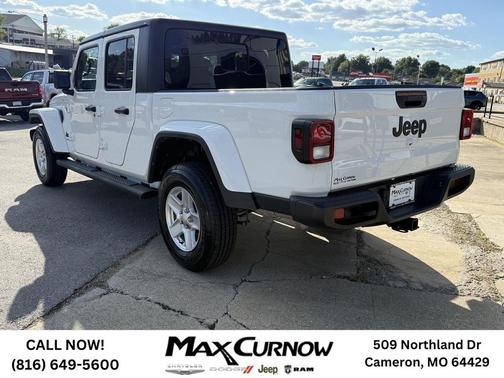 2022 Jeep Gladiator Sport S