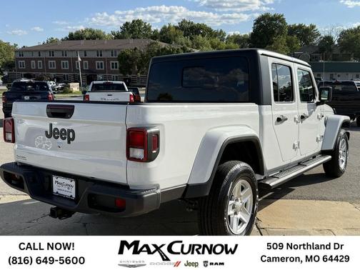 2022 Jeep Gladiator Sport S