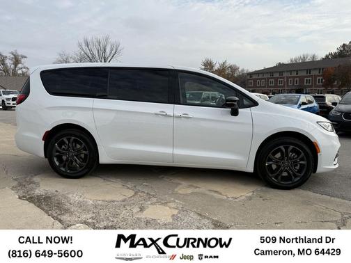 2026 Chrysler Pacifica L