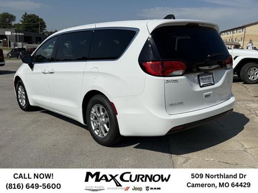 2026 Chrysler Voyager LX