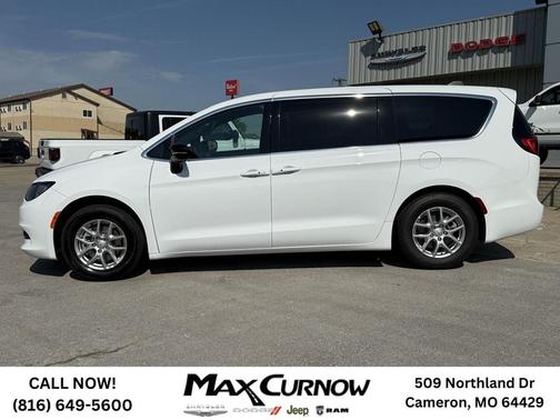 2026 Chrysler Voyager LX