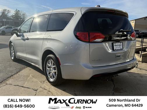 2026 Chrysler Voyager LX