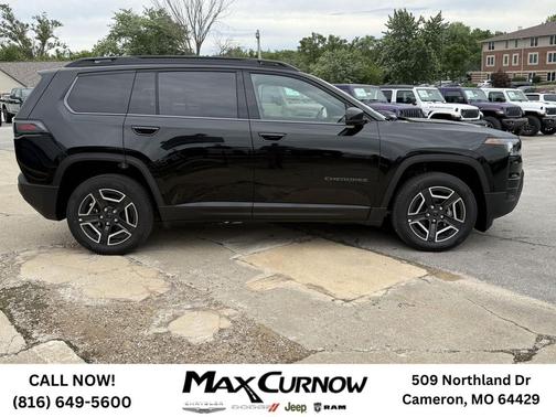 Diamond Black Crystal Pearlcoat 2026 Jeep Cherokee Limited