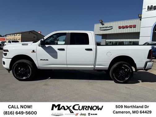 Bright White Clearcoat 2025 RAM 2500 Big Horn Crew Cab 4x4 6'4' Box