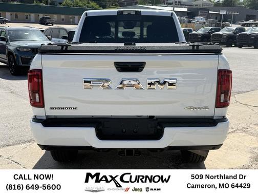 Bright White Clearcoat 2025 RAM 2500 Big Horn Crew Cab 4x4 6'4' Box