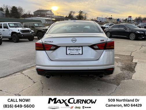 2024 Nissan Altima SR FWD