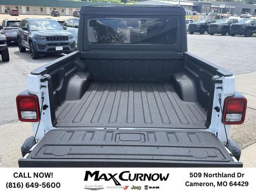 Bright White Clearcoat 2026 Jeep Gladiator 85th Anniversary Edition