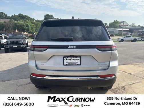 2025 Jeep Grand Cherokee Laredo