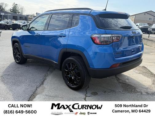 Hydro Blue Pearlcoat 2026 Jeep Compass Latitude