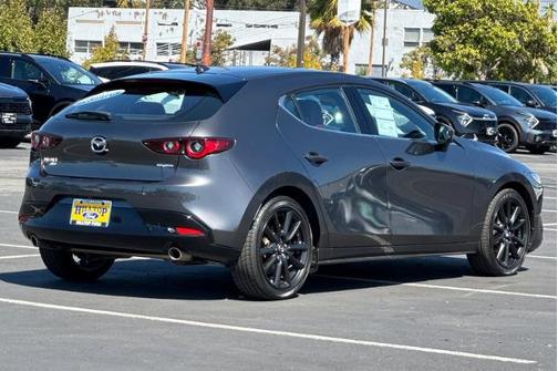 2022 Mazda Mazda3 PREMIUM
