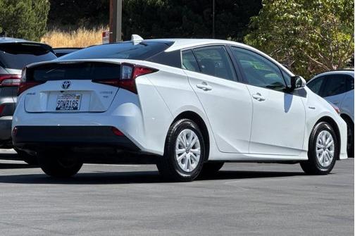 2022 Toyota Prius L