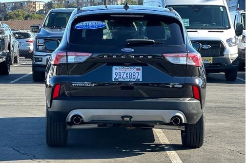 2022 Ford Escape TITANIUM