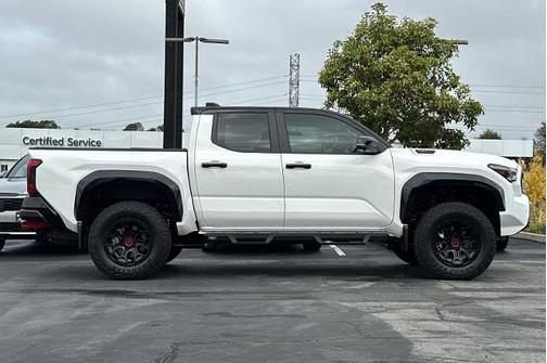 2025 Toyota Tacoma TRD PRO