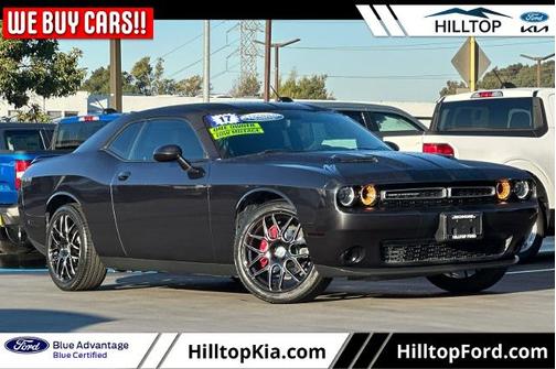 2017 Dodge Challenger SXT