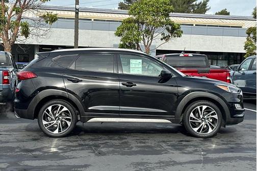 2021 Hyundai TUCSON SPORT