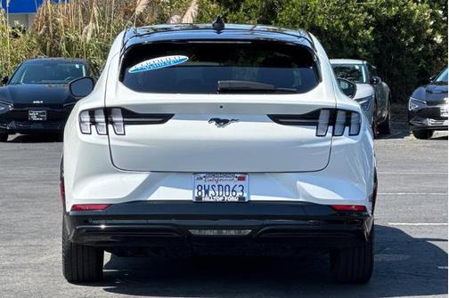 2021 Ford Mustang Mach-E PREMIUM