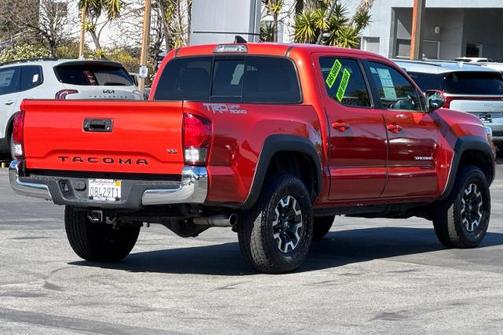 2017 Toyota Tacoma TRD OFF ROAD