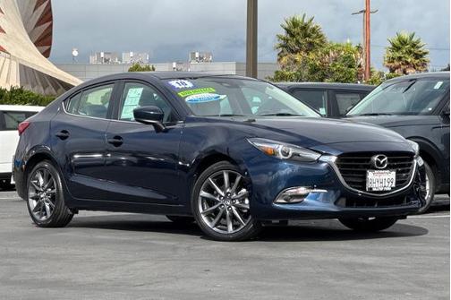 2018 Mazda Mazda3 GRAND TOURING