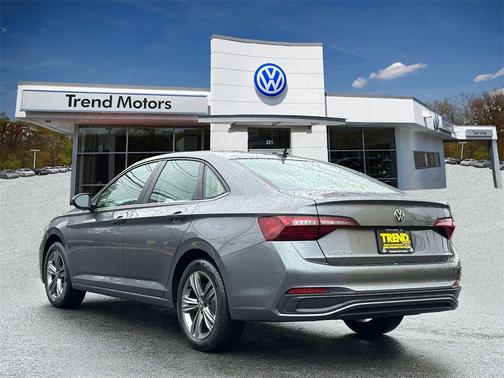 2022 Volkswagen Jetta 1.5T SE