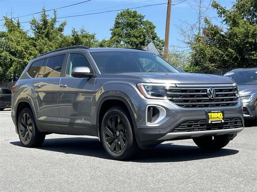 2025 Volkswagen Atlas 2.0T SE