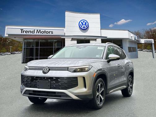 2025 Volkswagen Tiguan 2.0T SE