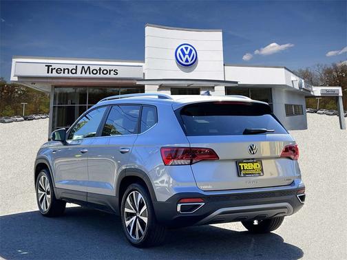 2023 Volkswagen Taos 1.5T SE