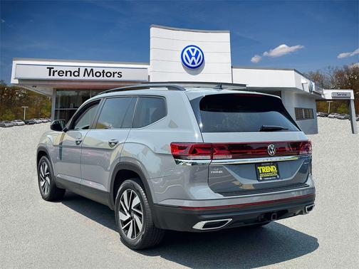 2025 Volkswagen Atlas 2.0T SE