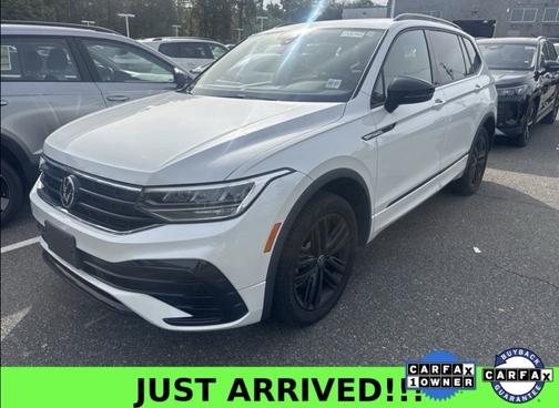 2023 Volkswagen Tiguan 2.0T SE R-Line Black
